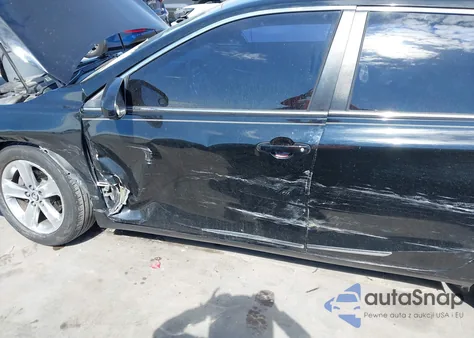 2015 Toyota Camry Se z USA, uszkodzony, nr VIN 4T1BF1FK1FU031079